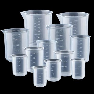 China Plastic Beakers Plastic Graduated Cups Clear Multipurpose Measuring Cups Epoxy Mixing Cups, Liquid Container Beakers for sale