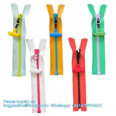 China Custom Multi-Colors Waterproof Zipper PU Coated Triangular Teeth Plastic Zippers Water Resistant For Garments Bags Te koop