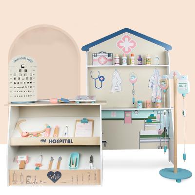 China Hot Wooden Hospital Pretend Wooden Doctor Dentist Role Play Toy Hospital Toy For Kids Play Set Simulation Role Play Clinic for sale