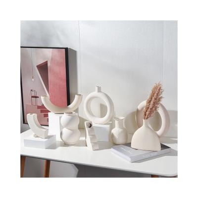 China Sustainable Upclay Nordic Home Decor Geometric White Ceramic Hoop Vases Set for sale