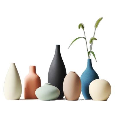 China 100% Handmade Upclay Morandi Color Home Living Room Decoration Artificial Flower Desk Vase for sale