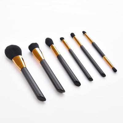 China Angular Blush Makeup Brush Tiny Makeup Brush Customize Standing Makeup Brushes for sale