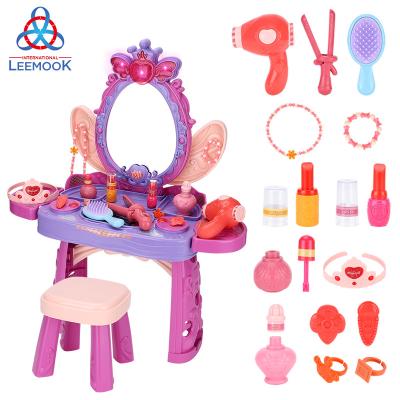 China Educational Game Zhorya Dressing Table Bedroom Play Flshion Girl Beauty Makeup Set Kids Plastic Makeup Toys for sale