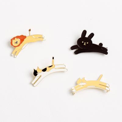 China Shoe buckle style metal lace cat lion rabbit lace the latest charm of fashion jewelry for sale