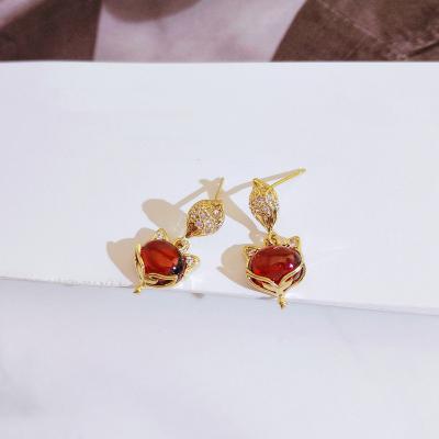 China FASHIONABLE Korean Jewelry Accessories Charm S925 Fashionable Silver Fox Style Exquisite Earring For Women (E003C) for sale