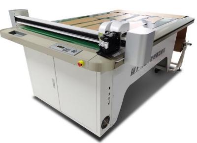 China PORTROIT SERVO MODEL FLATBED INKJET PLOTTER AND CUTTER for sale