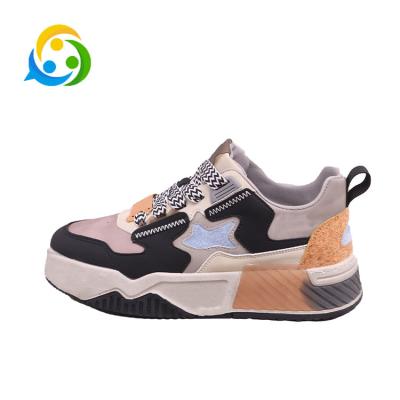 China New Fashion Product Designer Retro Style Customized LOGO EVERGREEN Sneakers Breathable Casual Walking Sneakers OEM Shoes for sale