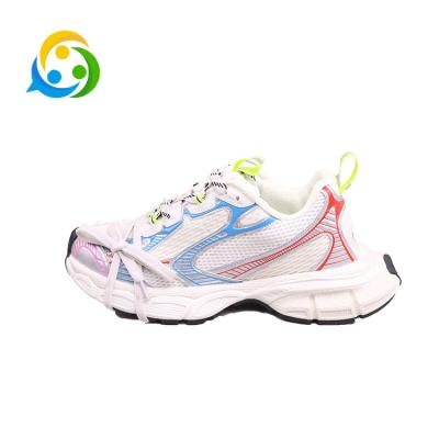 China Around the wholesale 2023 branded original walking designer Fashion Sneaker Shoes of style shoes for women for sale