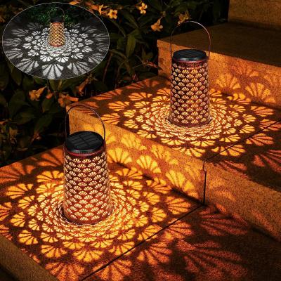 China Garden Christmas Solar Lanterns Outdoor Waterproof Halloween Hanging Lantern Decorative Metal Outdoor Garden Landscape Lights for sale