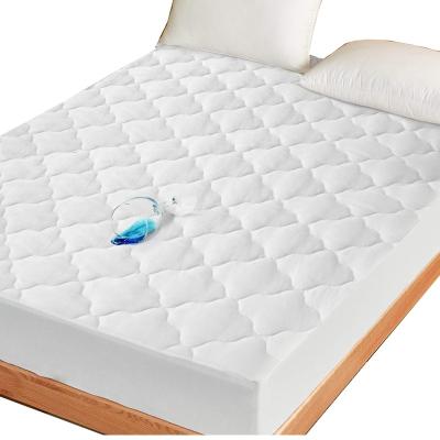 China Antibacterial Quilted Waterproof Mattress Cover Twin Mattress Pad Fits Deep Pocket Washable Queen Mattress Protector for sale