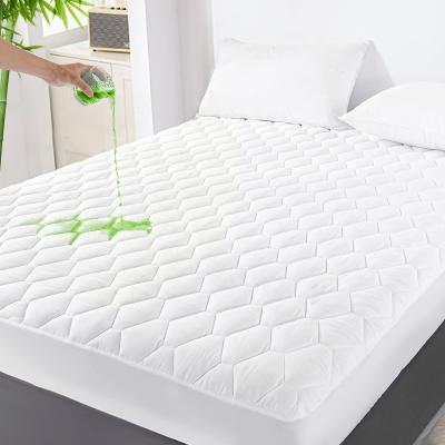 China High Quality Waterproof Knitting Waterproof 100% Mattress Cover Mattress Protector Pad Bamboo Cooling High Rebound for sale