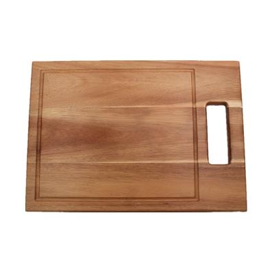 China Viable Customize Acacia Wood Cutting Board Chopper With Juice Groove for sale