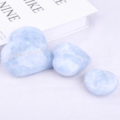 China Wholesale High Quality Natural Crystal Stone Stones Crystal Stones Reiki Heart Europe Kyanite Heart Healing for sale