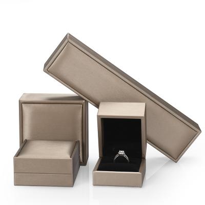 China Recyclable box packaging with logo jewerly box packaging for sale