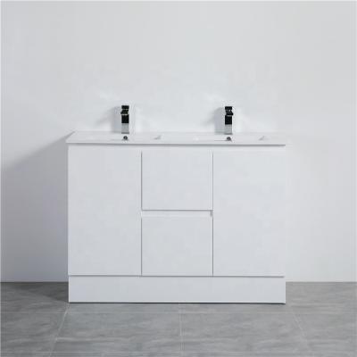 China Modern Double Sinks Bathroom Vanity Water Resistant Bathroom Floor Cabinets for sale