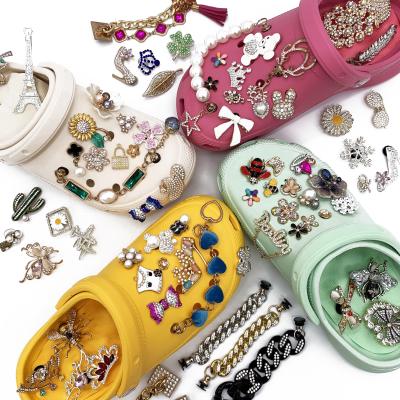 China Cheap Personalized Eco-friendly Antique Shiny Metal Shoe Charms for sale