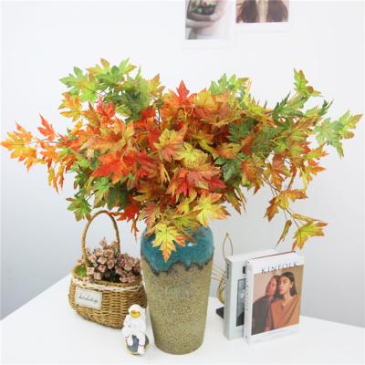 China Home Decorative Decoration China Factory Direct Sale Silk Material Artificial Maple Leaves for sale