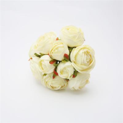 China Bulk Artificial Flower Bouquet China Supplier Direct Selling Decorative Artificial Flowers for sale