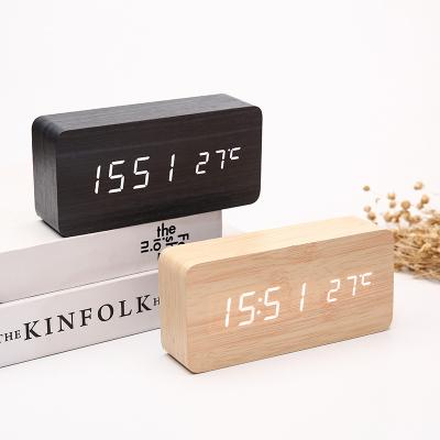 China Art Deco Wooden Alarm Clock Desk Decorations Multifunctional Led Smart Clock Amazon Hot Selling 2023 for sale