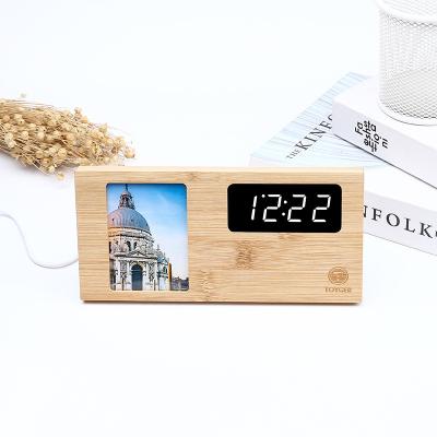 China Art Deco Hot Selling Products on Amazon Voice Control Digital Clock Alarm Led Desktop Wood Clock with Picture Frame for sale