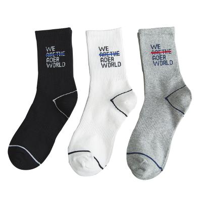 China Fashion Antibacterial Women Letter Baseball Street Sports Socks Sports Cotton Tube Letter Crew Socks for sale