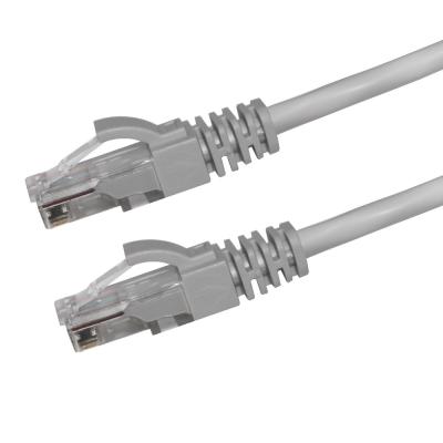 Chine Croix plus de Lan Extension Straight Crossover de câble de réseau d'UTP Cat5e de la prise RJ45 à vendre