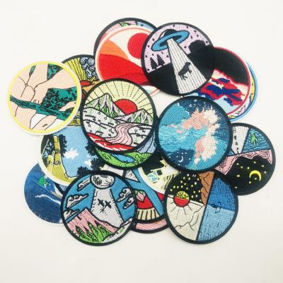 China Wholesale 30 Pcs Viable Random Styles High Quality Exquisite Round Iron On Backing Landscape Embroidery Patches For Clothes for sale