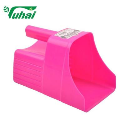 China Horse Hay Feeder Hot Sale Large Capacity Plastic Feeding Scoop For Horse Hay Feeder /goat feeder/cow feeding for sale