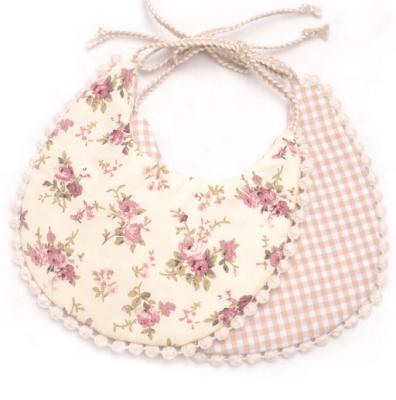 China Sustainable Baby Teething Bibs Flower 0-3 Years Organic Cotton Latest Baby Bandana Bibs for sale