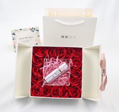 China Fashionable Custom Luxury Pendant Packing Box Rose Romantic White Gift Necklace Lipstick Jewelry Box for sale