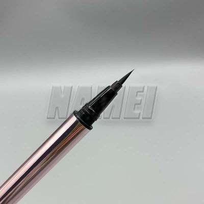 China Op maat gemaakte kleur PP Plastic lege verpakking Schommelkralen vloeistof lege buis pen eyeliner Op maat gemaakte eyeliner lege buizen Te koop