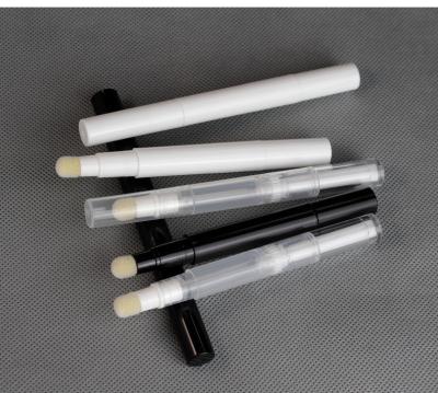 China 2ml 4ml Empty Twist Cosmetic Makeup Liquid Lipstick Lipgloss Concealer Pen for sale