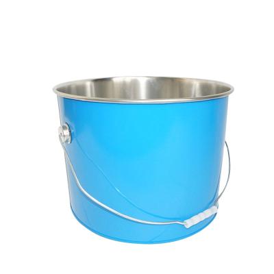 China Wholesale Recycled Materials Paint Oil Tin Can 20l Plastic Cans Containers For Oil for sale