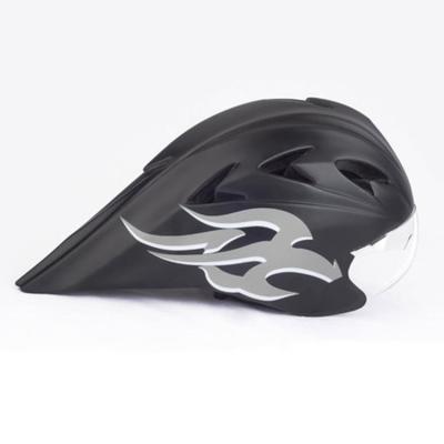 China 2021 New Unique Wholesale TT Cool Cycling Helmet With LENS for sale