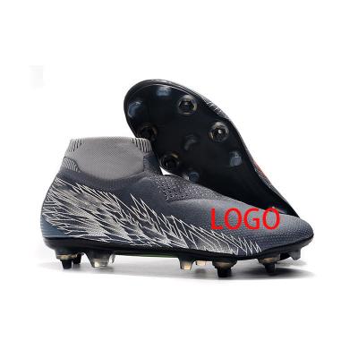 China New 2022 Rubber Men Sports Soccer Shoes Customized High Sports Shoes Waterproof Soccer Boots Soccer Shoes for sale