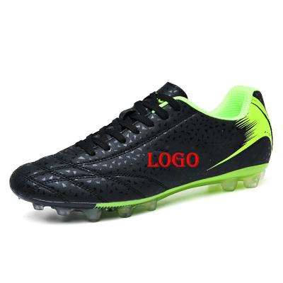 China Rubber Training Shoes And Sneakers Fashion Soccer Shoes New Custom Made Soccer Boots Sport Soccer Shoes For Men for sale