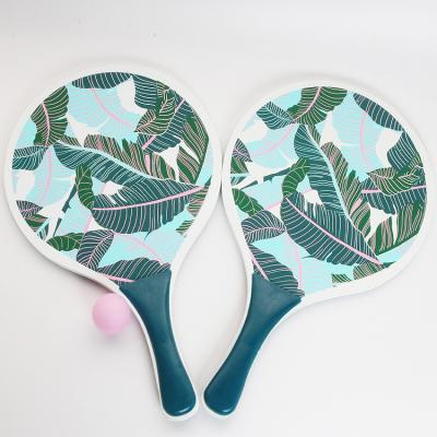 China Hot Sale Eco-friendly Wooden Material Wooden Paddle Racket Beach Paddle Beach Racket Promotional Ball Game Set for sale