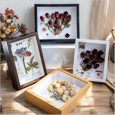 China Customized high quality wooden diy dry picture frame environment friendly 3D shadow box frame flowers for home decor 4