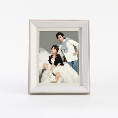 China Claasic Retro OEM Factory Picture Frame Wood Painting Frame Photo Display Stands for sale