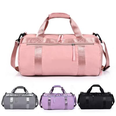 China Custom Logo Men's Fleece Outdoor Sport Gym Bags Wholesale Cheap Football Waterproof New Fashion Duffle Bag for sale