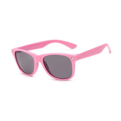 China Custom uv400 sun glasses new sports sunglasses factory fashion wholesale sunglasses for men and women for sale