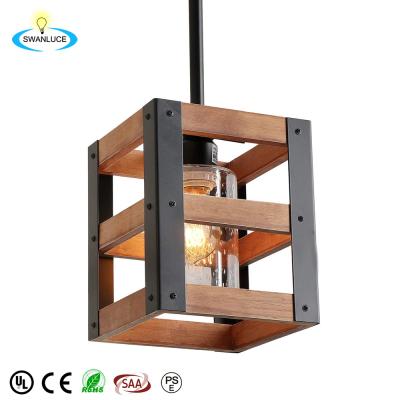 China Hanging Farmhouse Vintage Lamp Farmhouse Style With Wooden Glass Seeded Kitchen Shade Pendant Light For Dining Room for sale