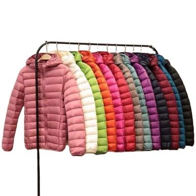 China Women's Casual Light Weight QUICK DRY Hooded Down Jacket Packable Solid Color Stripper Coats Jacket With Storage Bag for sale