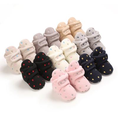 China Light 0-18 Months Winter Baby Cotton Toddler Warm Sole Soft Prewalker Footwear Shoes Plush Newborn Booties for sale