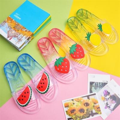 China Women's Indoor Girls PVC Jelly Slippers Crystal Shoes For Women Fashion Anti-slippery Outdoor Fruit Sandals for sale