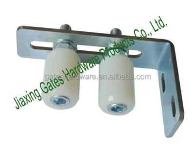 China Modern Galvanized Top Nylon Sliding Door Roller Guide Roller Bracket for sale