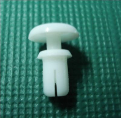 China Nylon66 plastic rivets nylon rivets (R2056 R2672 R3045 R4130 R5045etc) for sale