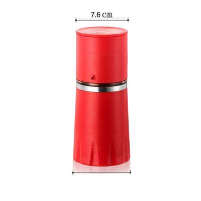 China Outdoor English Gift Box Manual Coffee Grinder with Bonus Portable Coffee Brewer for sale