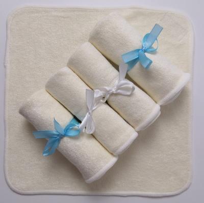 China Soft Soft Organic Bamboo Towel 2 Layers Fabric Child Safe Wash For Baby for sale