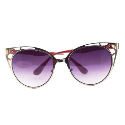 China Fashion Sunglasses 2022 Wholesale Custom Logo Print Vintage Cat Eye Glass Sun Glasses Metal Frame Women PC Sun Glasses From China for sale